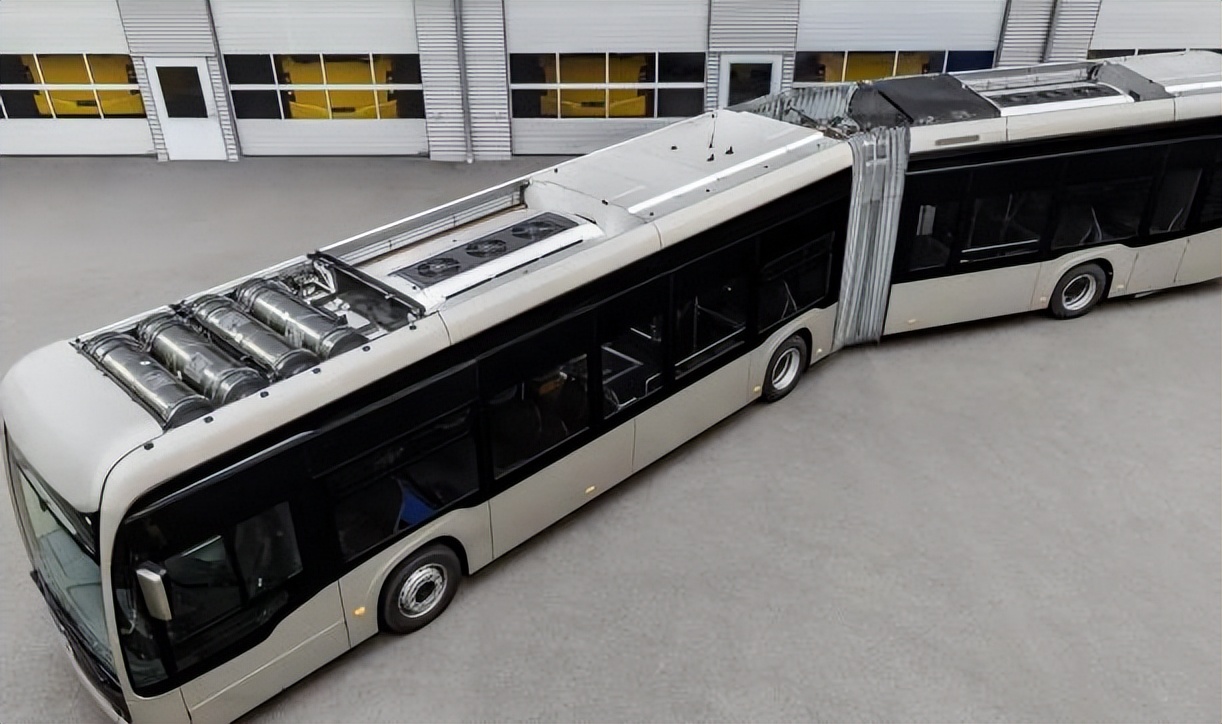 丰田将为梅赛德斯－奔驰巴士提供氢燃料电池