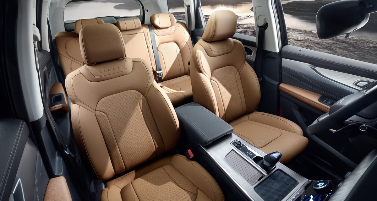 豪华品牌中大型SUV，星途揽月5座探享版正式上市，仅售17.99万起